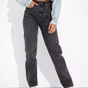 American Eagle Baggy Mom Jean